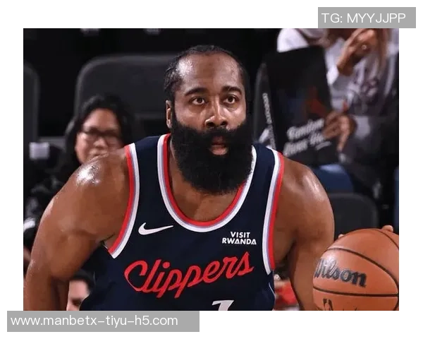 哈登首节狂砍15分全场高效13投10中轻松拿下31分4篮板6助攻2盖帽